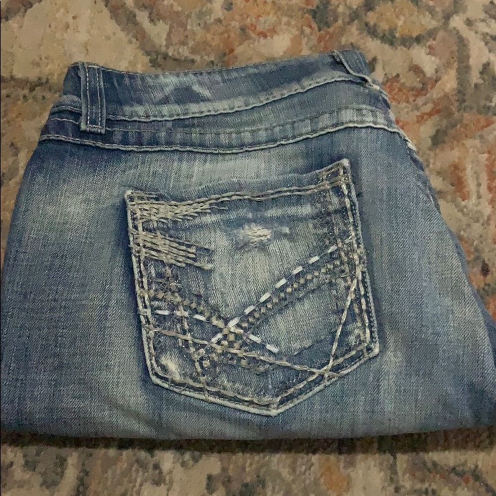 BKE Culture Women Capri Stretch Denim